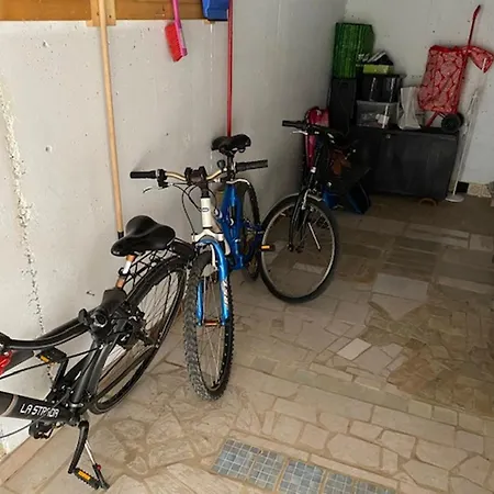 Avec Loggia, Garage Et Parking A Port - Fr-1-798-36 아파트